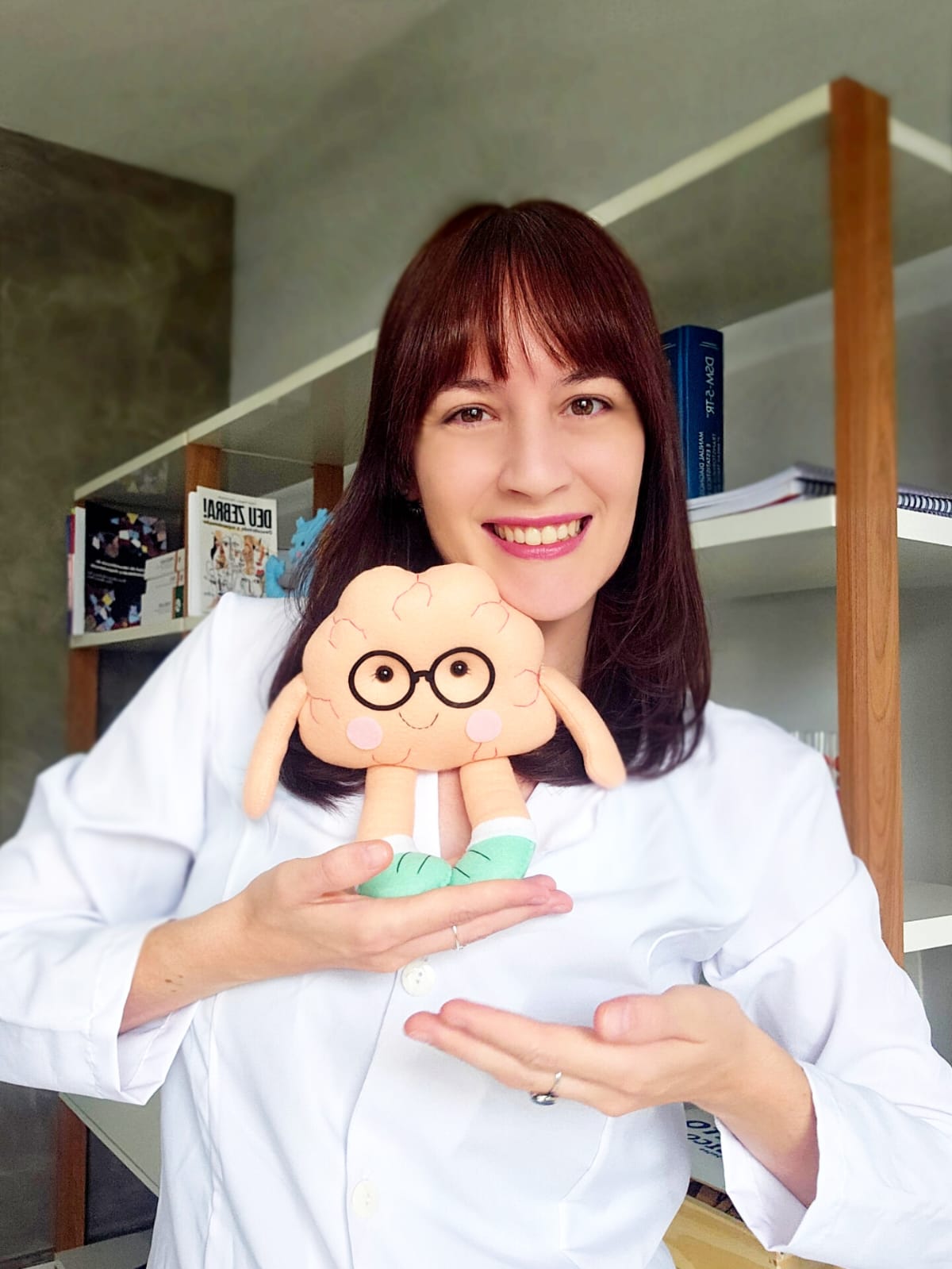 Mariana Lorenzo, Neuropsicopedagoga em Londrina/PR.